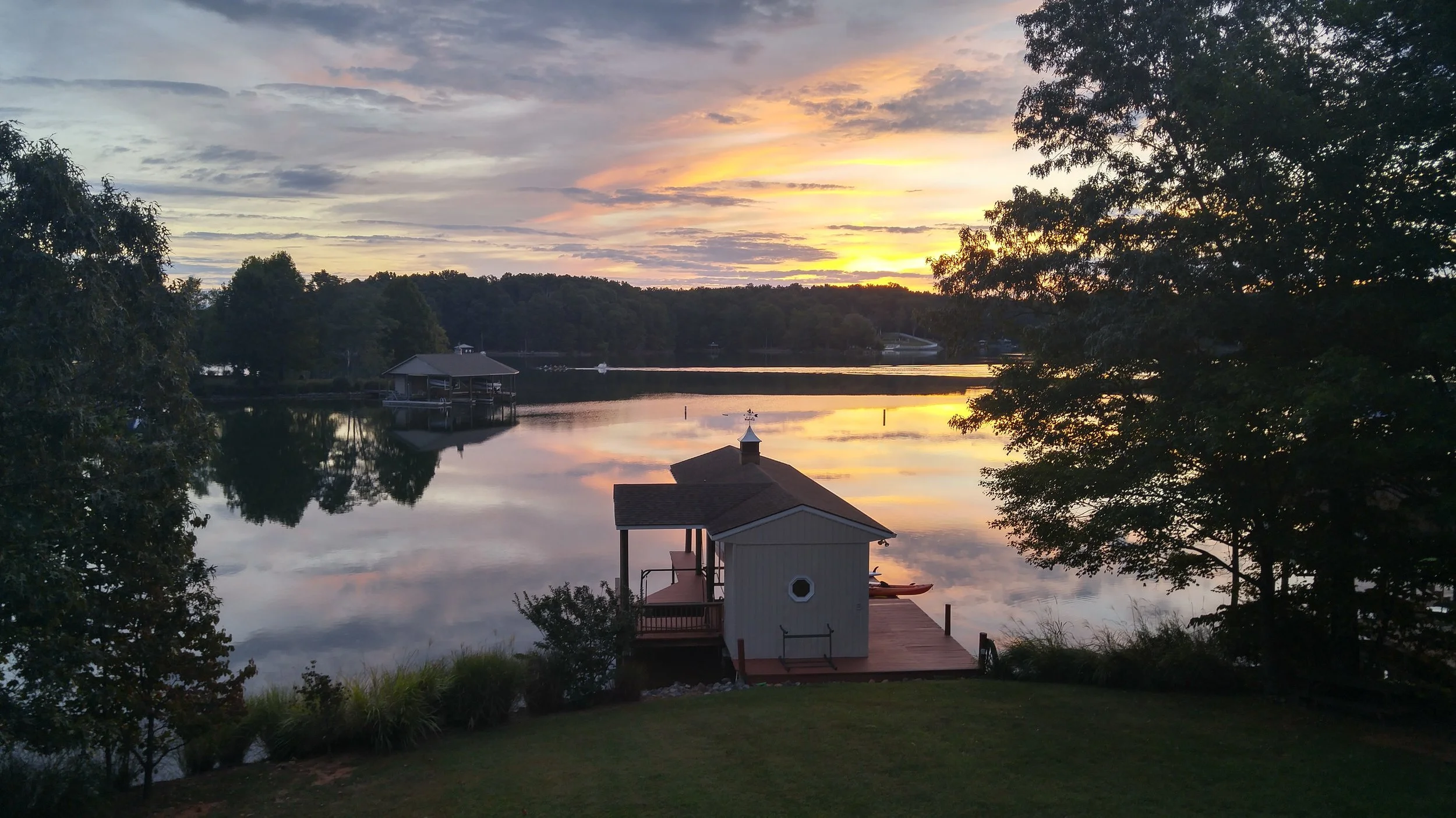 SML Luxury Rentals — Summer Lane